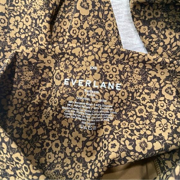 Everlane The Perform Legging Black Breen Floral sz XXS - Picture 9 of 10